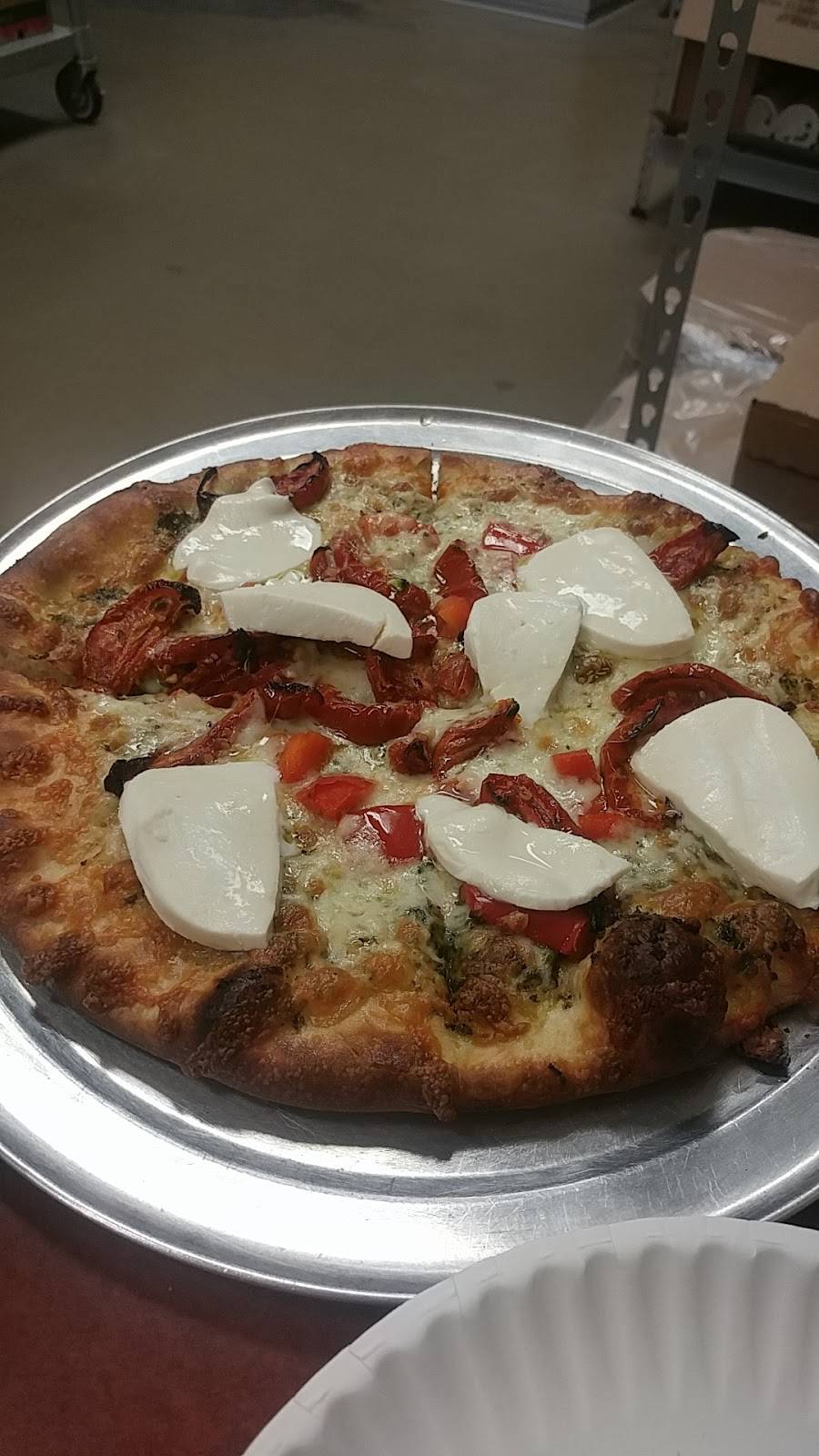 Ginas Pizza | meal takeaway | 622 Dover Center Rd, Bay Village, OH 44140, USA | 4402509900 OR +1 440-250-9900