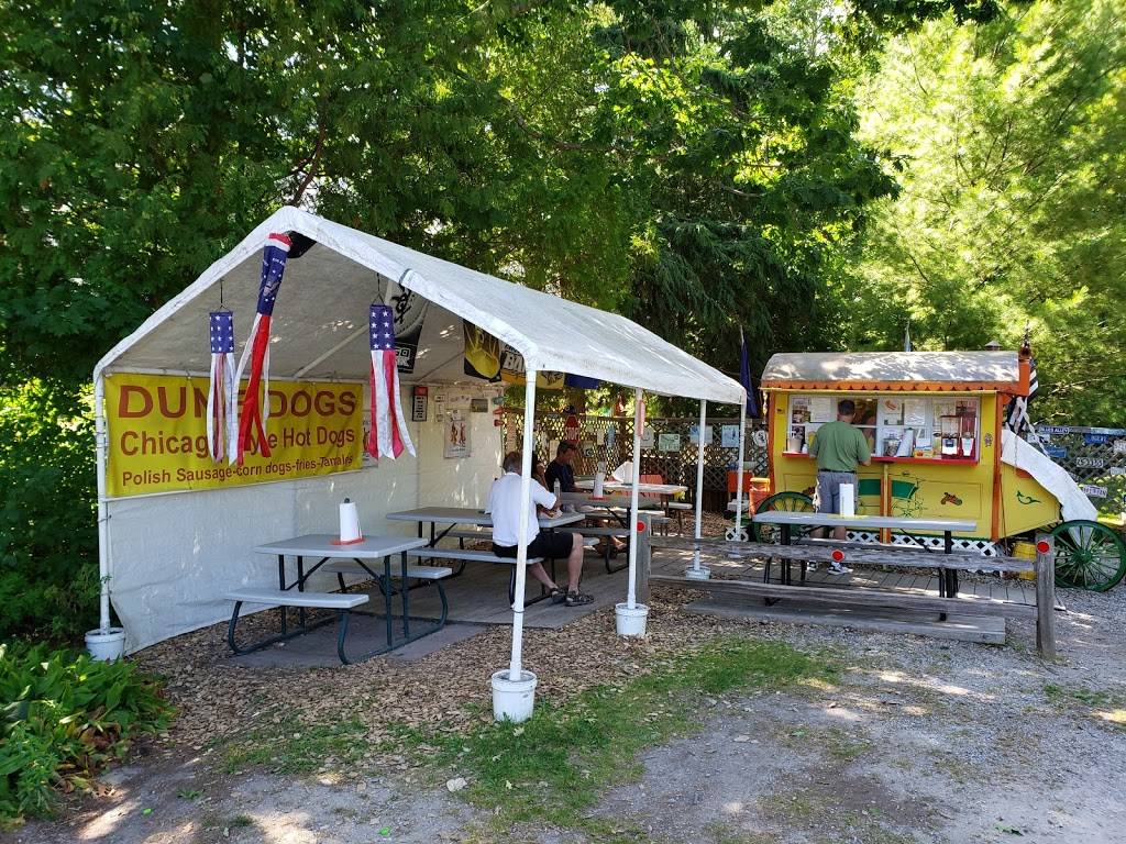 Dune Dogs | restaurant | M22, Glen Arbor, MI 49636, USA | 2316201036 OR +1 231-620-1036