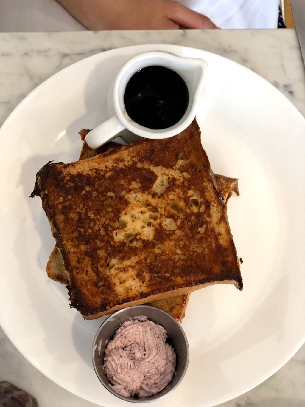 Over Easy Breakfast Club | restaurant | 2302 E Norris St, Philadelphia, PA 19125, USA | 5183696759 OR +1 518-369-6759