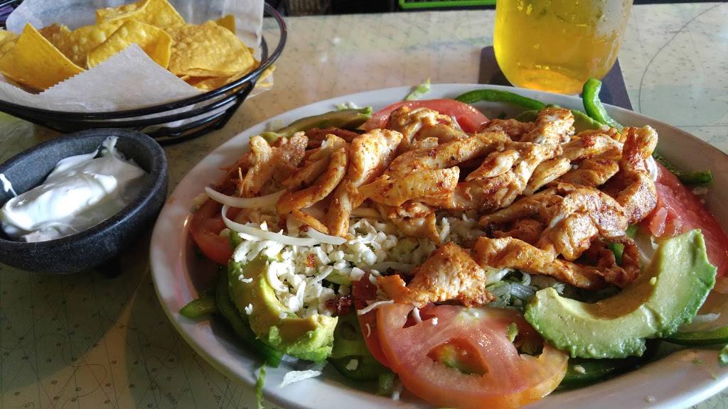 Taco Boy Sports Bar & Grill | restaurant | 747 N Campbell Station Rd, Knoxville, TN 37932, USA | 8652887889 OR +1 865-288-7889