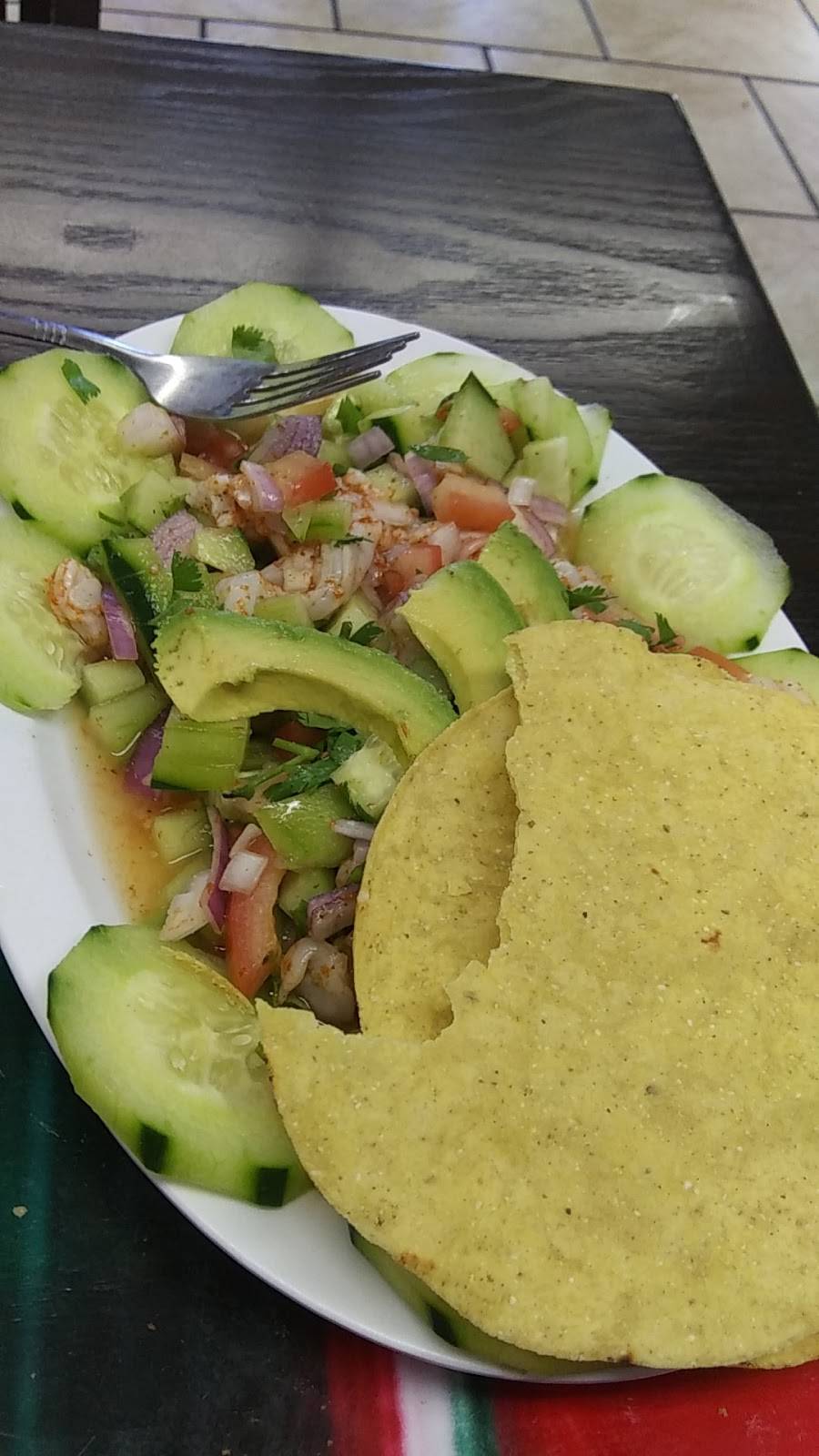 Mariscos el patroncito | restaurant | 2870 McCall Ave, Selma, CA 93662, USA | 5592579316 OR +1 559-257-9316