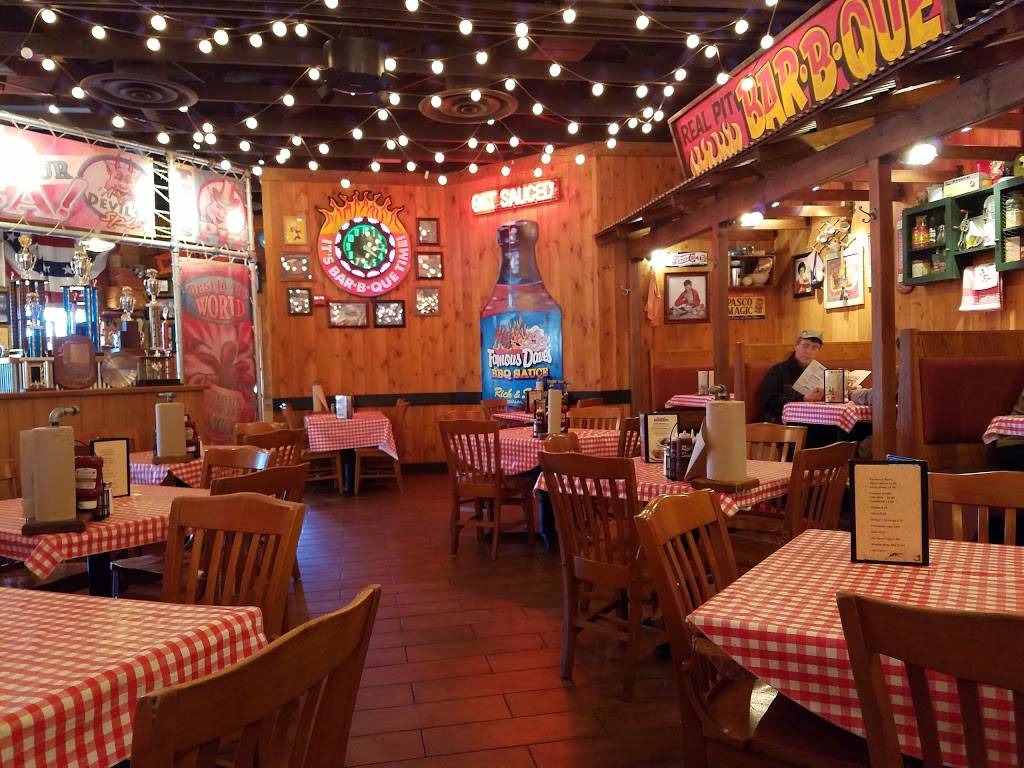 Famous Daves Bar-B-Que | restaurant | 1 Cabela Blvd, Scarborough, ME 04074, USA | 2075100025 OR +1 207-510-0025
