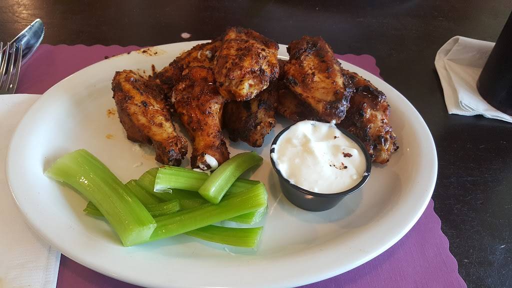 Adam’s Taphouse and Grille Kent Island | restaurant | 100 Abruzzi Dr, Chester, MD 21619, USA | 4106435050 OR +1 410-643-5050