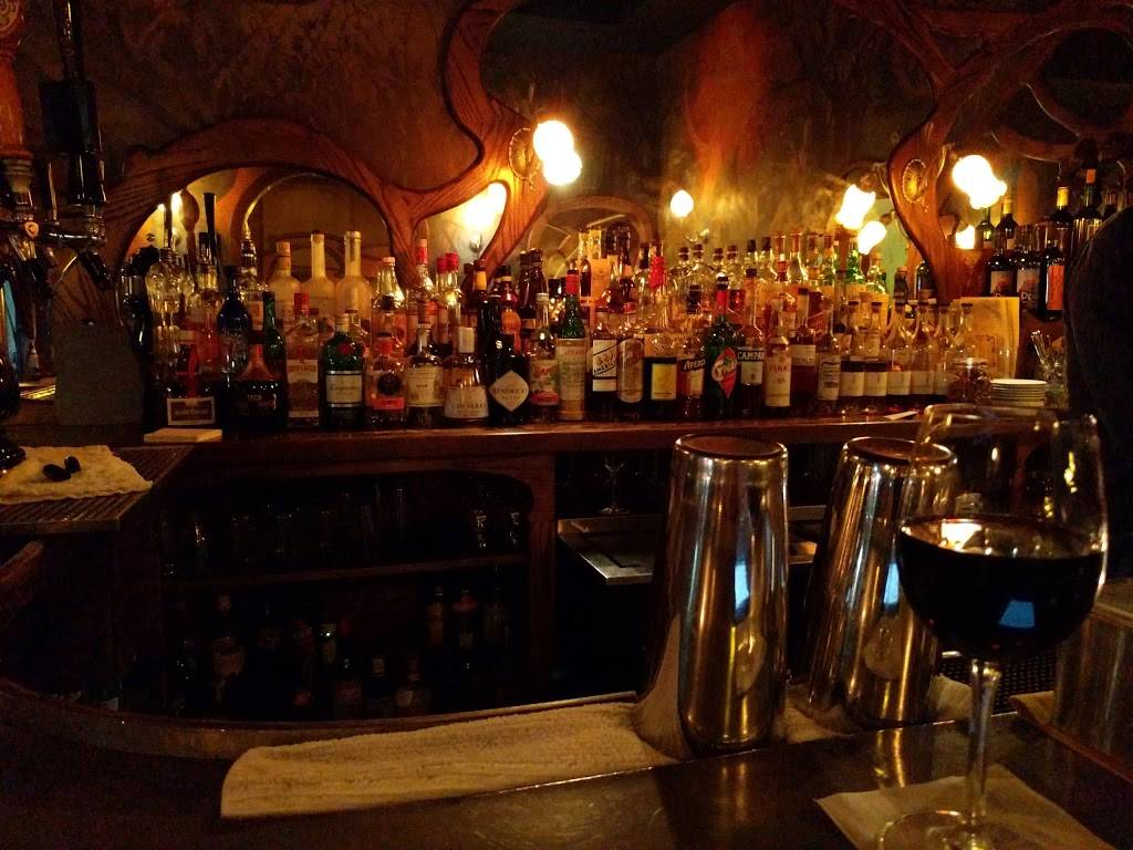 Loie Fullers | restaurant | 1455 Westminster St, Providence, RI 02909, USA | 4012734375 OR +1 401-273-4375