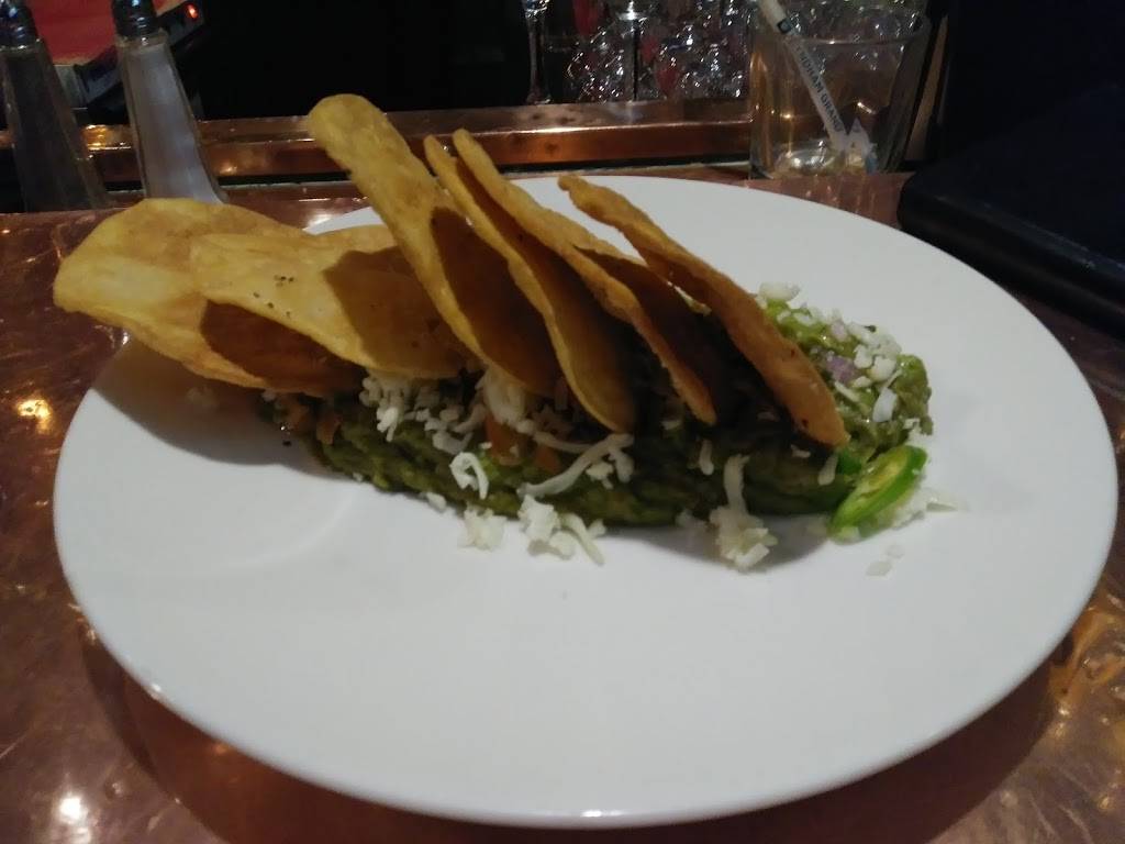 Lookout Bar & Grille | restaurant | 245 E Ina Rd, Tucson, AZ 85704, USA | 5202971151 OR +1 520-297-1151