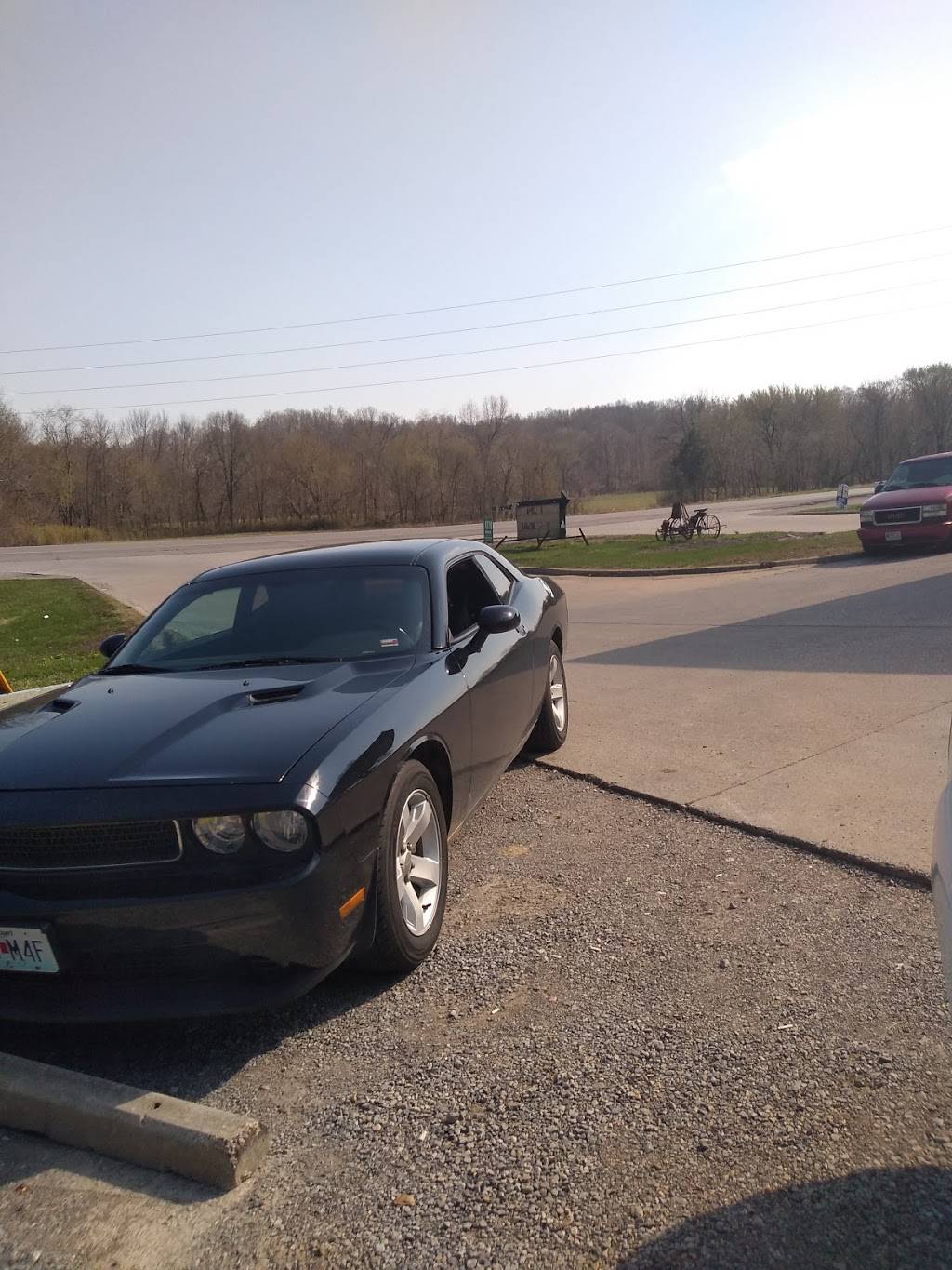 Lil Country Store Pizza | restaurant | 17752 MO-177, Jackson, MO 63755, USA | 5732432882 OR +1 573-243-2882