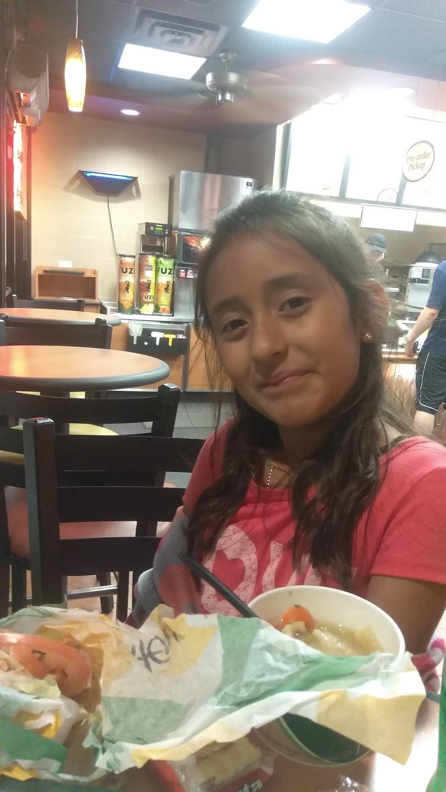 Subway Restaurants | restaurant | 8511 Venice Blvd, Los Angeles, CA 90034, USA | 3105584222 OR +1 310-558-4222