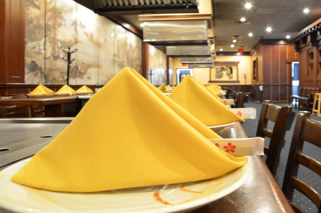 Sakura Japanese Steak, Seafood House & Sushi Bar | restaurant | 5 Westminster Shop Ctr, Westminster, MD 21157, USA | 4104018652 OR +1 410-401-8652