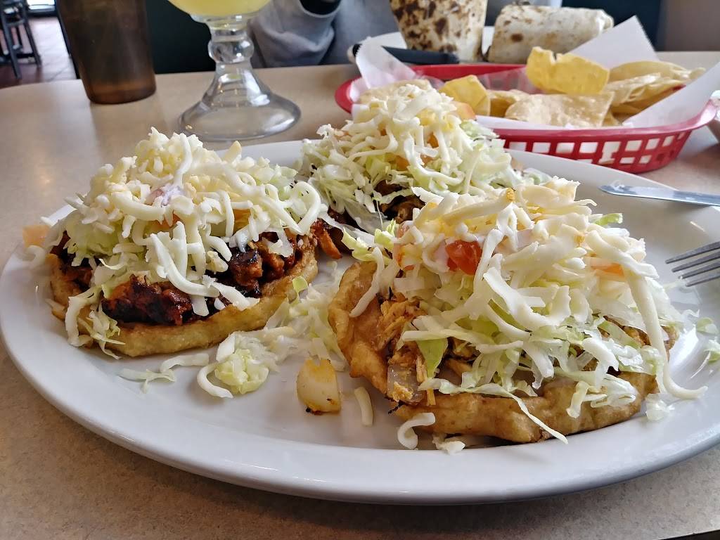 Mariscos El Amigo 3 | restaurant | 1120 S York Rd, Bensenville, IL 60106, USA | 6304225381 OR +1 630-422-5381