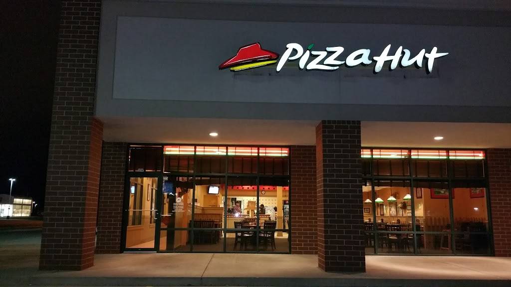 Pizza Hut | meal takeaway | 3114 S 6th St, Springfield, IL 62703, USA | 2175443344 OR +1 217-544-3344