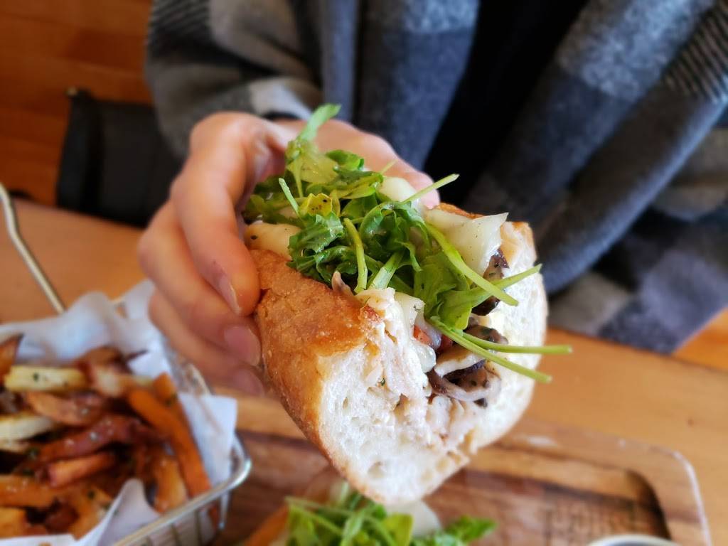 Chop Shop Casual Urban Eatery SoBo | restaurant | 3150 S Broadway, Englewood, CO 80113, USA | 7205507665 OR +1 720-550-7665