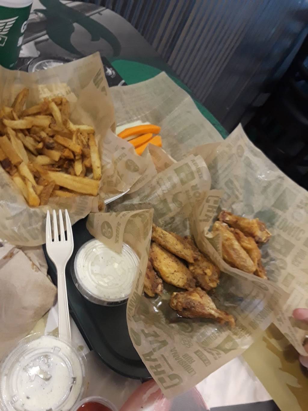 Wingstop | restaurant | 712 Gulfgate Center Mall, Houston, TX 77087, USA | 7136439464 OR +1 713-643-9464