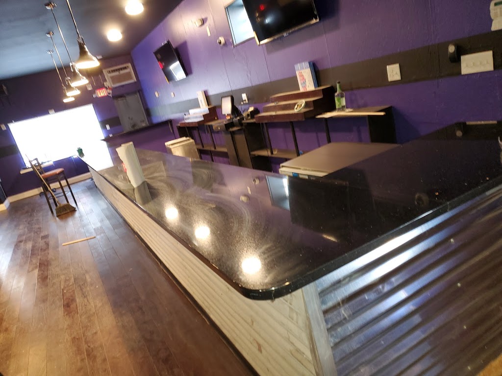 Echo Bar & Grill | restaurant | 3529 E Baltimore St, Baltimore, MD 21224, USA | 4108140162 OR +1 410-814-0162