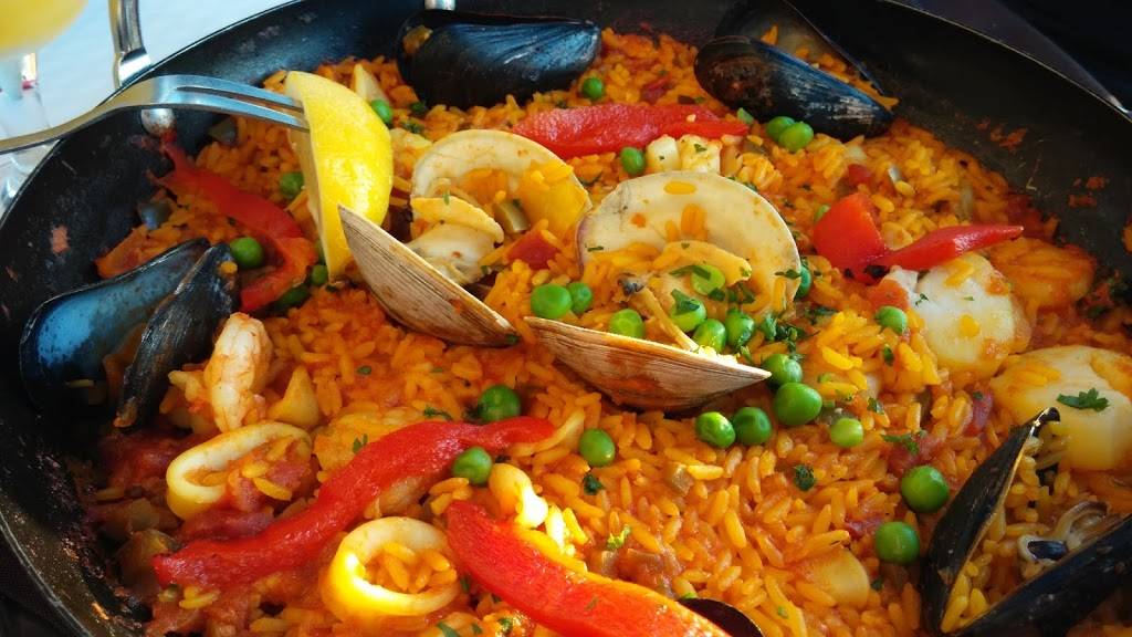 Miro Spanish Grill | restaurant | 12239 N Community House Rd #102, Charlotte, NC 28277, USA | 7045407374 OR +1 704-540-7374