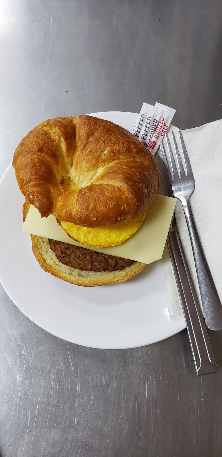 Dragon Hops Brewing | restaurant | 130 E Main St, Purcellville, VA 20132, USA | 5404413660 OR +1 540-441-3660