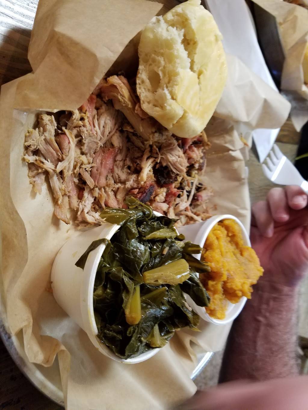 The Smokin Pig - Easley | restaurant | 701 S Pendleton St, Easley, SC 29640, USA | 8644425074 OR +1 864-442-5074