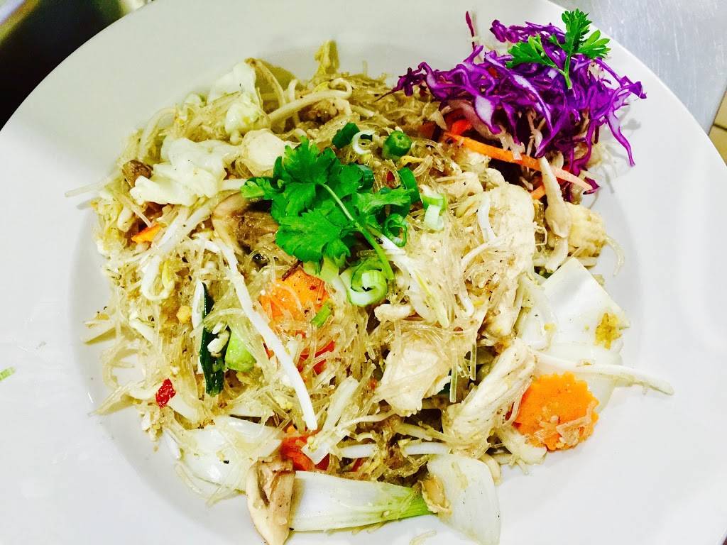 Thai Kitchen | restaurant | 4181 Main St #700, The Colony, TX 75056, USA | 2144946119 OR +1 214-494-6119