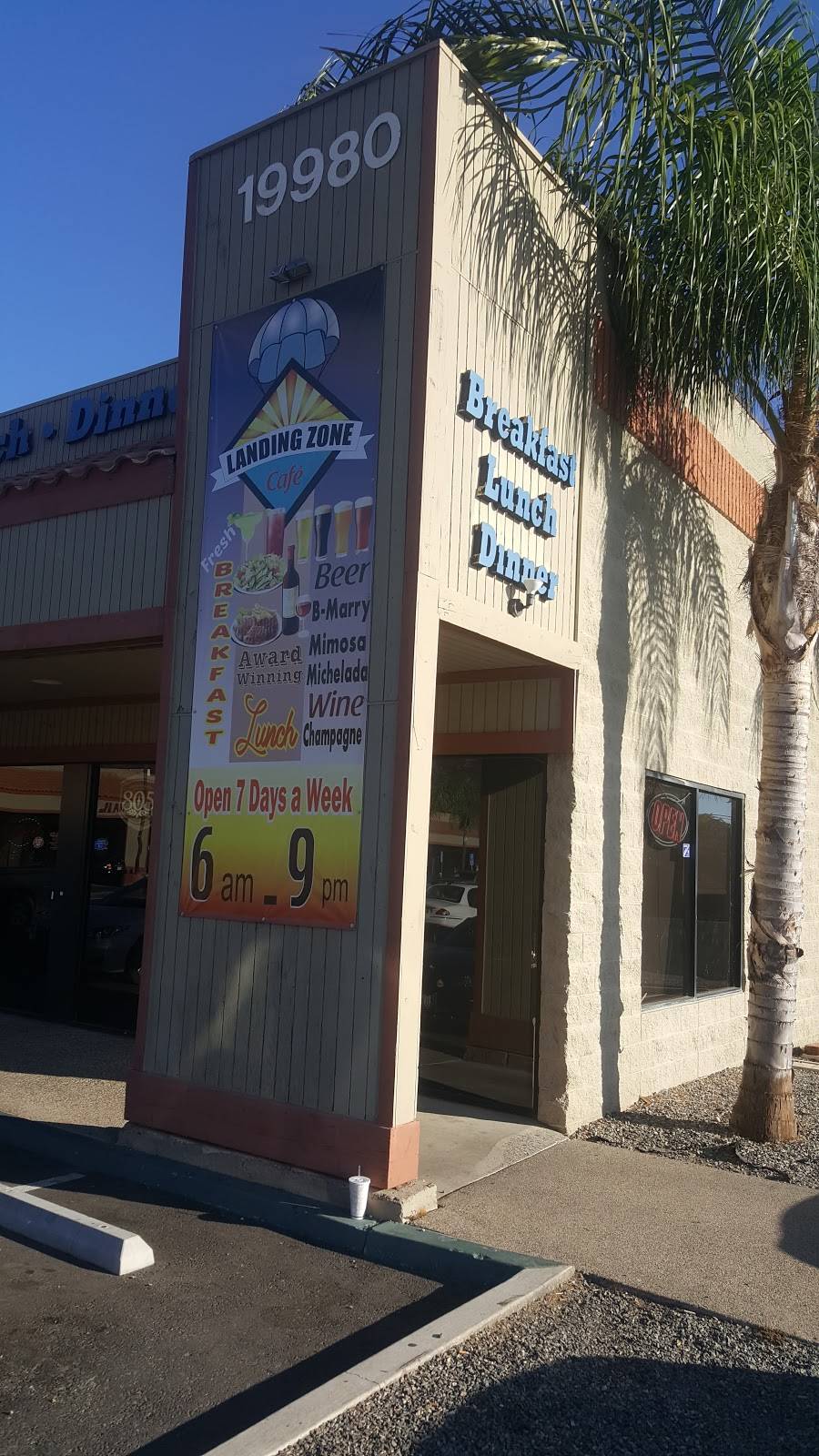 Landing Zone Cafe | restaurant | 19980 Grand Ave, Lake Elsinore, CA 92530, USA | 9516781872 OR +1 951-678-1872