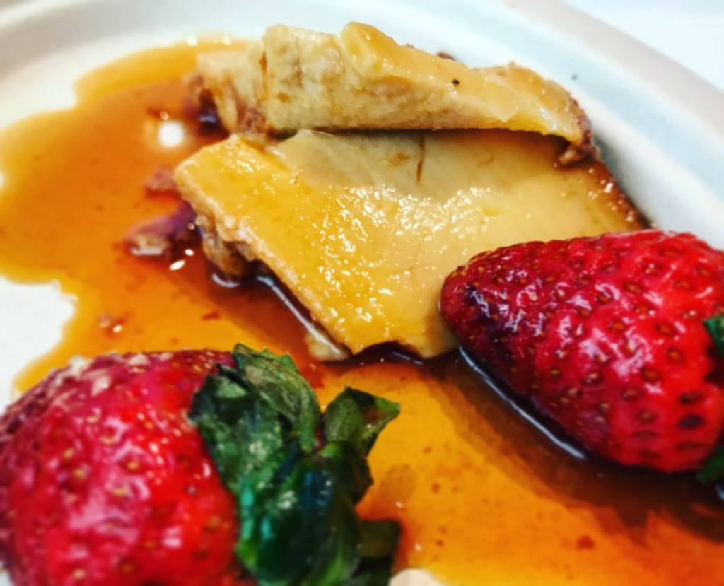 Casablanca | restaurant | 220 Lincoln Blvd, Venice, CA 90291, USA | 3103925751 OR +1 310-392-5751