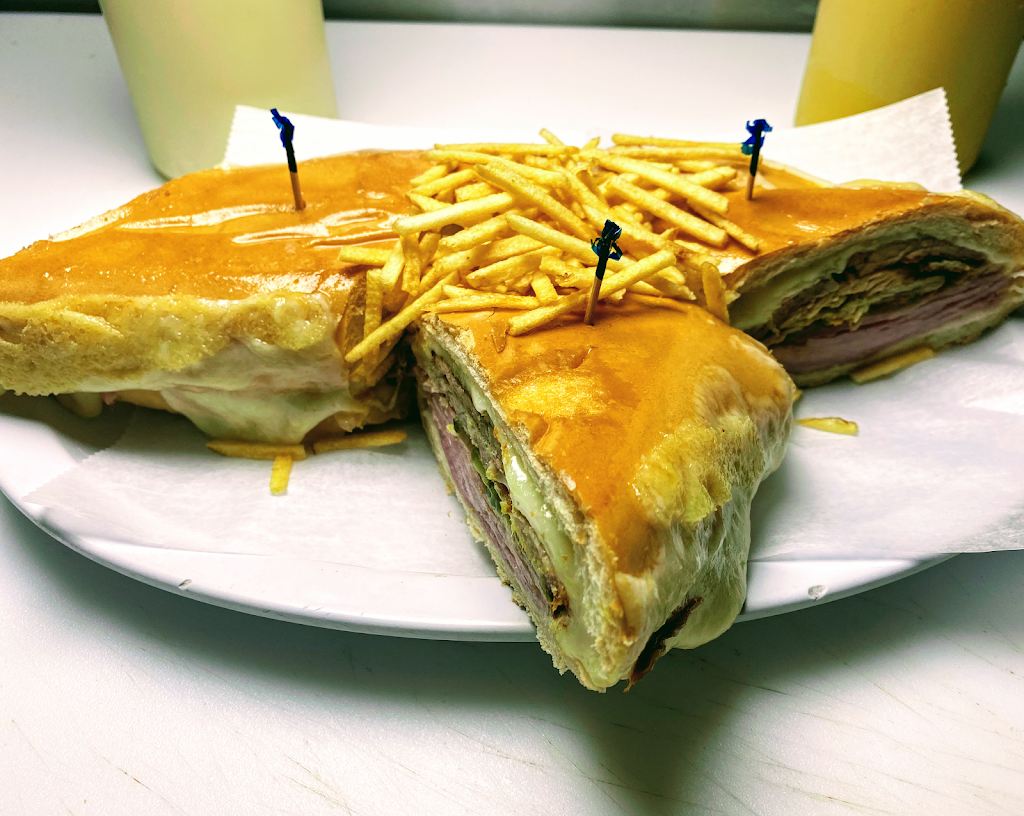 Rinconcito SuperLatinos Cafe | restaurant | 11368 SW 184th St, Miami, FL 33157, USA | 7862276686 OR +1 786-227-6686