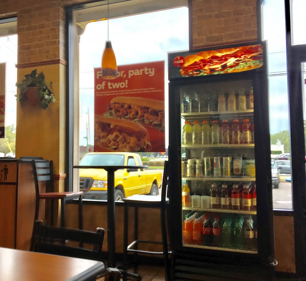 Subway | restaurant | 430 68th St SW, Grand Rapids, MI 49548, USA | 6162813988 OR +1 616-281-3988