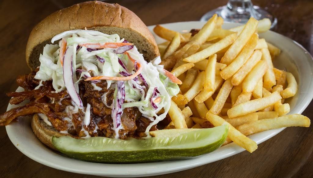 Doc Fords Rum Bar & Grille - Ft. Myers Beach | restaurant | 708 Fishermans Wharf, Fort Myers Beach, FL 33931, USA | 2397659660 OR +1 239-765-9660