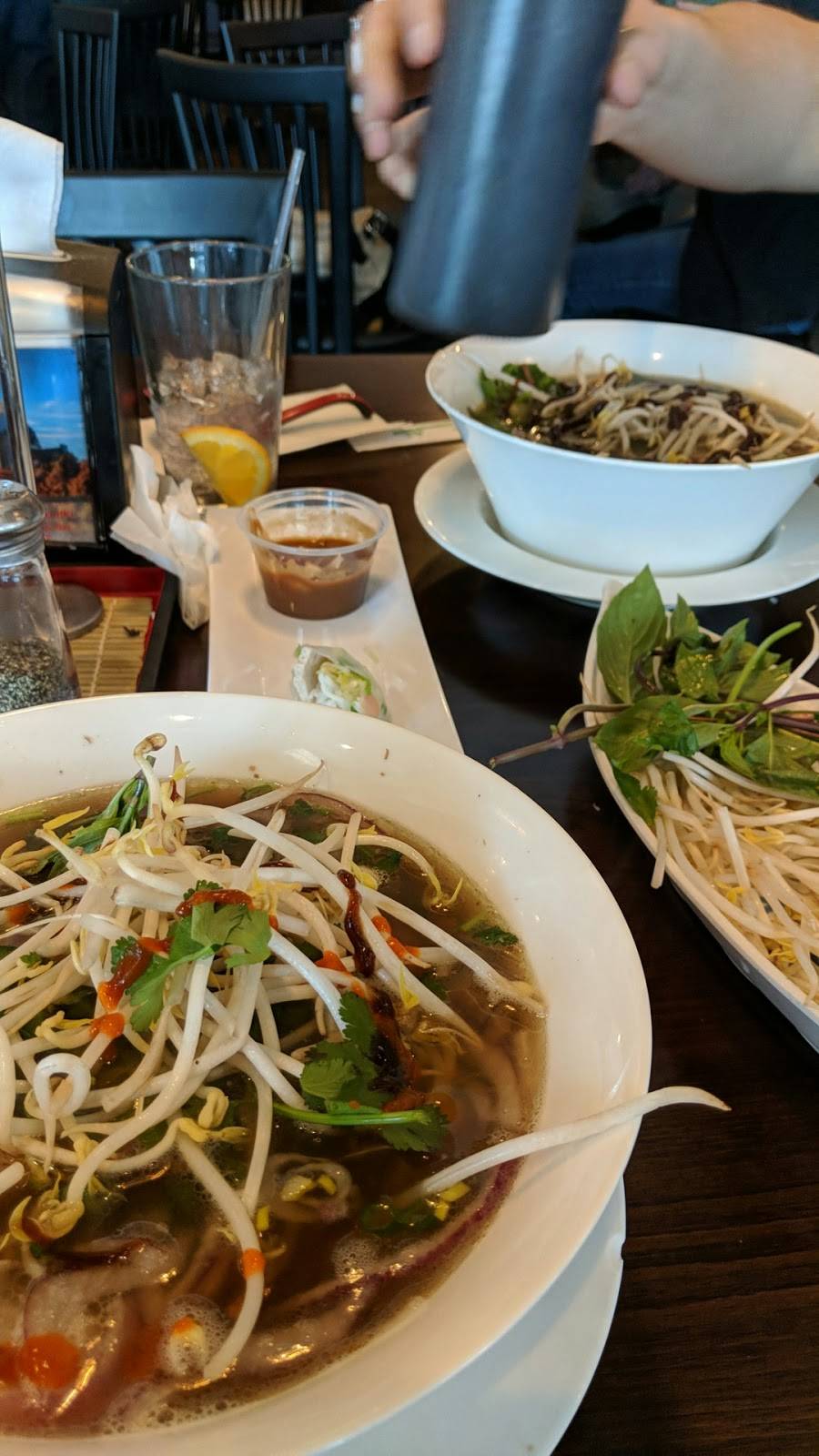 I Luv Pho | restaurant | 2059 Scenic Hwy N #117, Snellville, GA 30078, USA | 7705586906 OR +1 770-558-6906