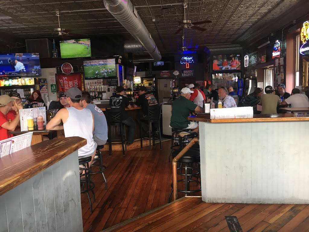 Brewe-Has | restaurant | 102 S Linden St, Normal, IL 61761, USA | 3094527393 OR +1 309-452-7393