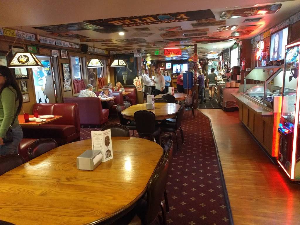 Dirty Daves Pizza Parlor | restaurant | 3939 Martin Way E, Olympia, WA 98506, USA | 3604561560 OR +1 360-456-1560