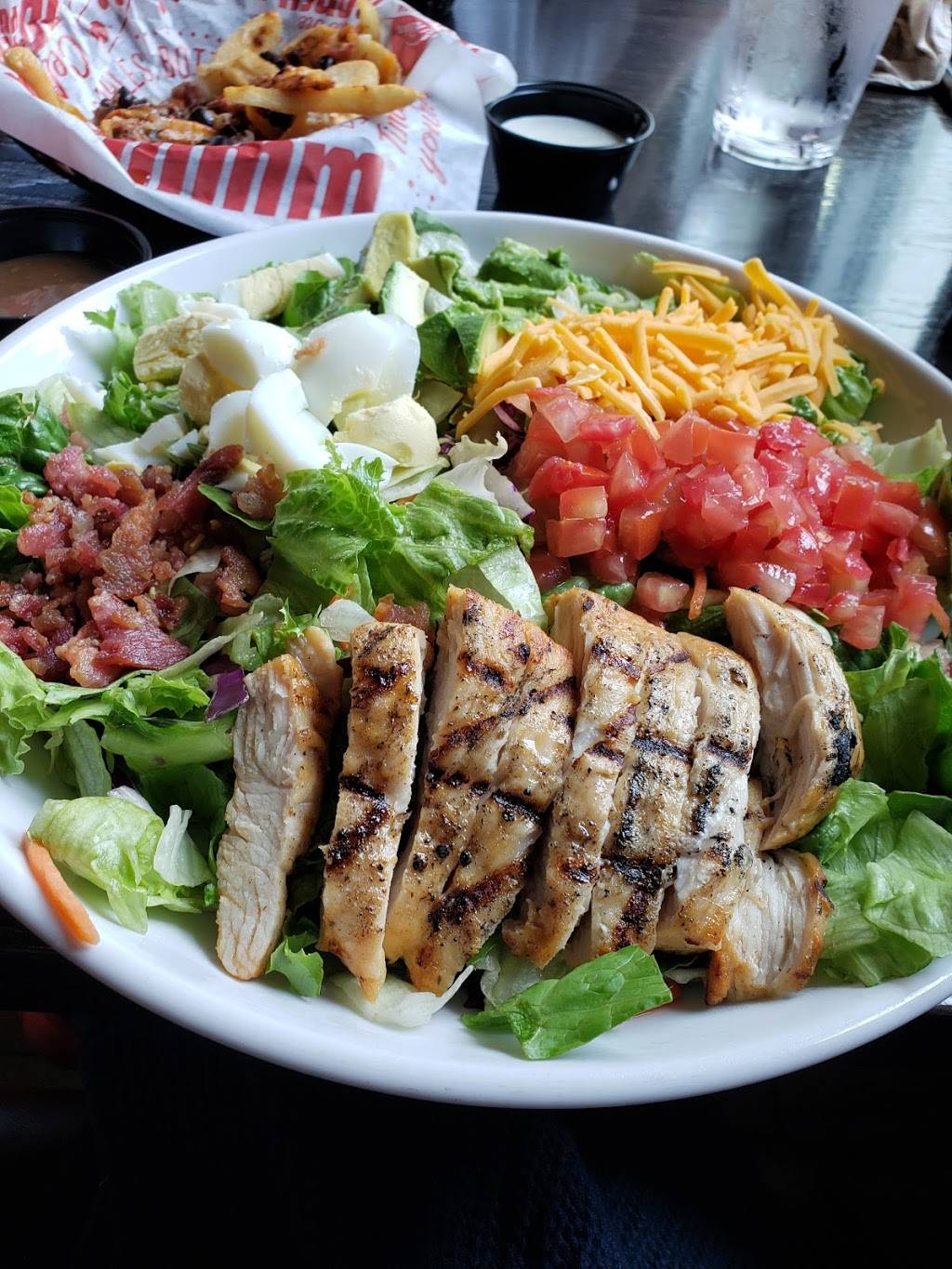 Red Robin Gourmet Burgers and Brews | restaurant | 1715 Palm Beach Lakes Blvd, West Palm Beach, FL 33401, USA | 5614229837 OR +1 561-422-9837