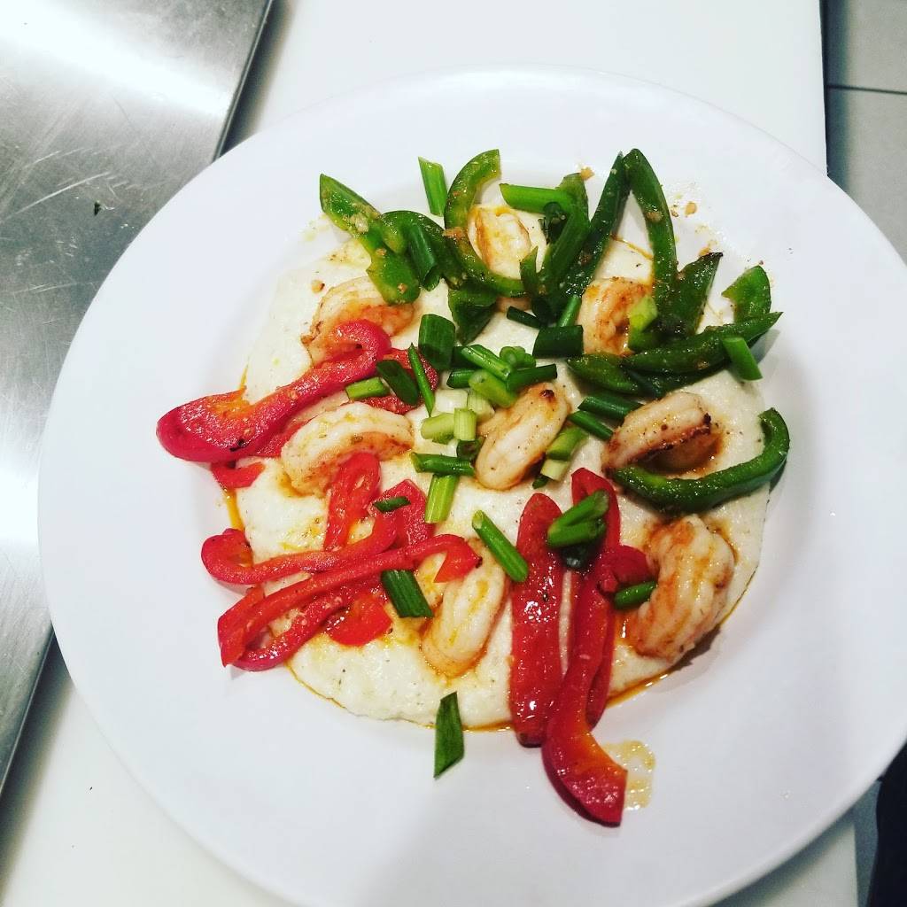 Angelos Southern Grill | restaurant | 8795 Tamiami Trail N, Naples, FL 34108, USA | 2395945330 OR +1 239-594-5330