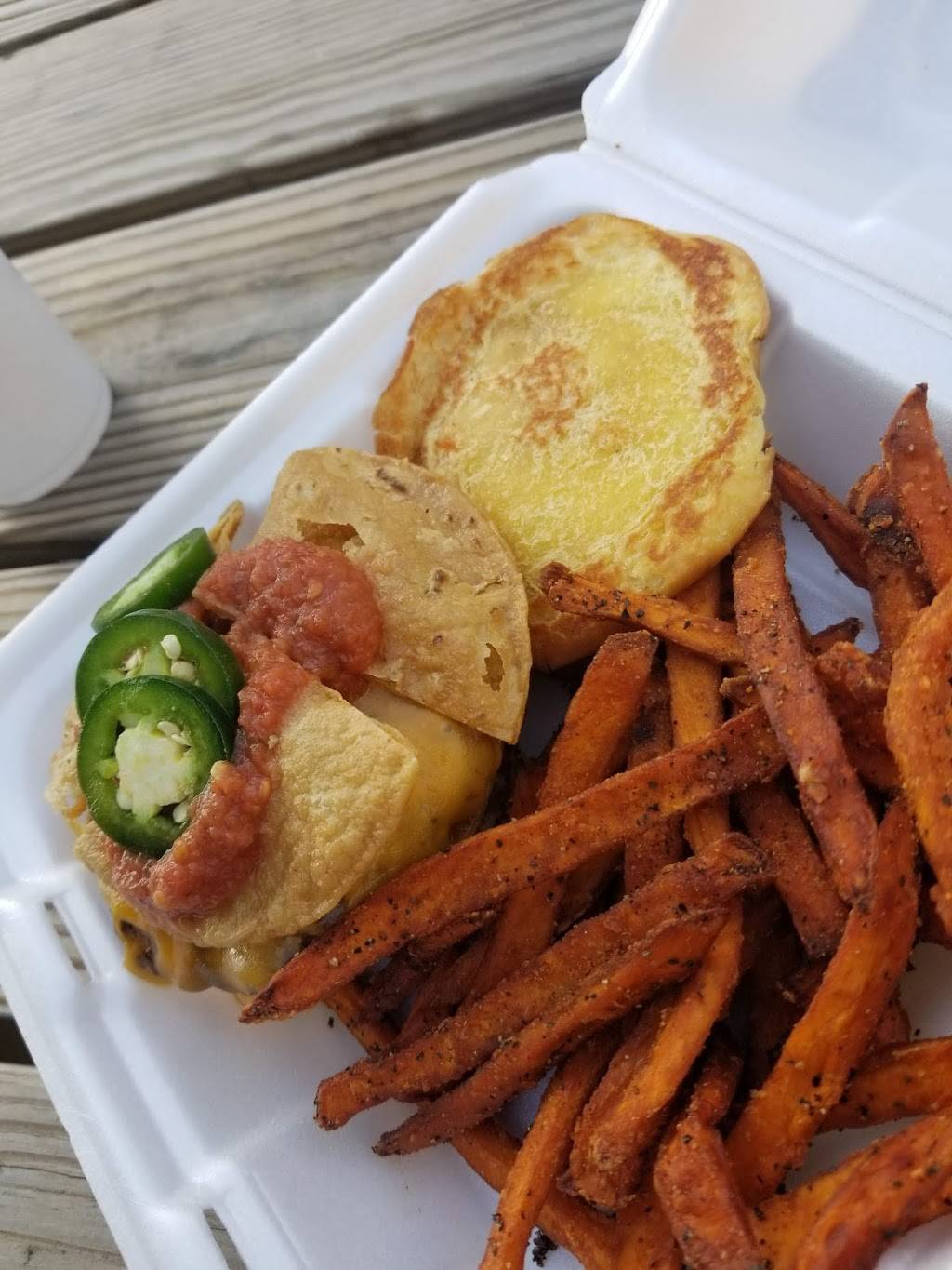 Ball Ground Burger Bus | restaurant | 288 Gilmer Ferry Rd, Ball Ground, GA 30107, USA | 6784542422 OR +1 678-454-2422