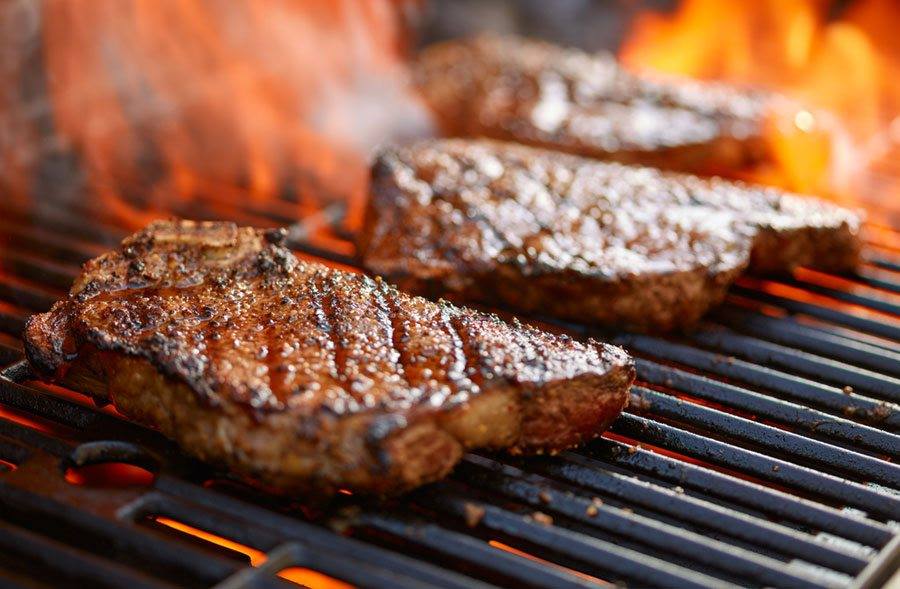 The West End - A Public House | restaurant | 5320 Westheimer Rd, Houston, TX 77056, USA | 7135900616 OR +1 713-590-0616