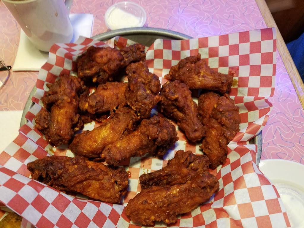 Time Out Sports Bar, Pizzeria & Grill | restaurant | 6025 South La Grange Road, Countryside, IL 60525, USA | 7084823222 OR +1 708-482-3222