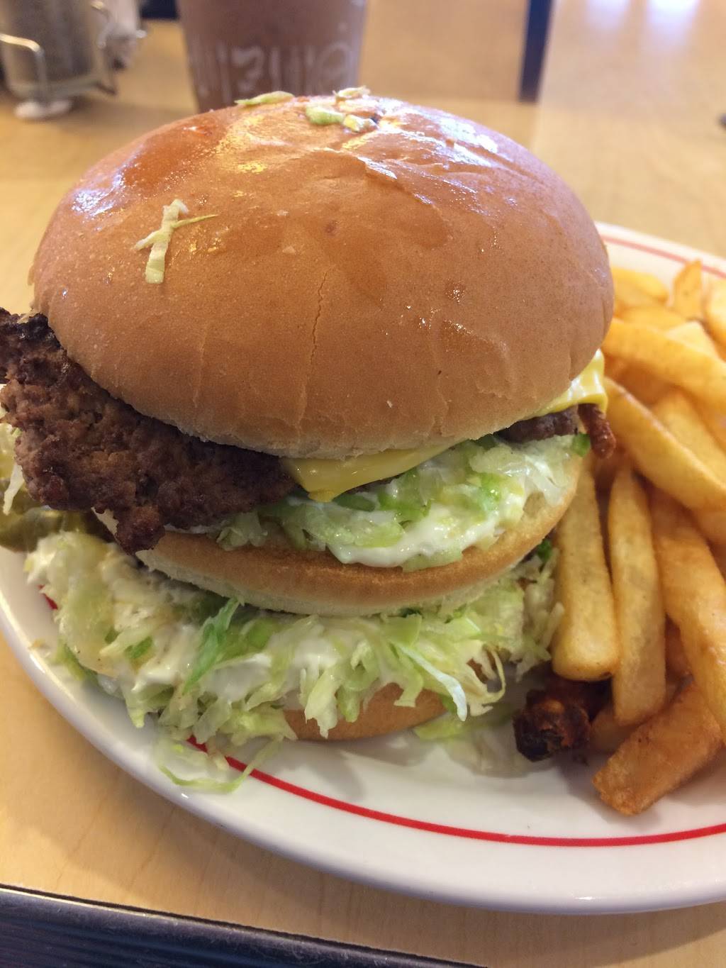 Frischs Big Boy | restaurant | 7908 Dream St, Florence, KY 41042, USA | 8593715122 OR +1 859-371-5122