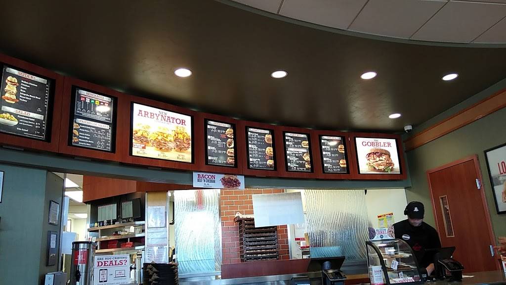 Arbys | restaurant | 3500 Old Peshtigo Rd, Marinette, WI 54143, USA | 7157351782 OR +1 715-735-1782