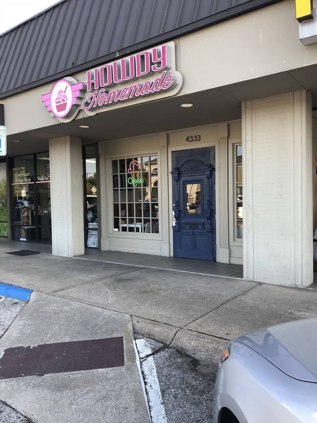 Howdy Homemade Ice Cream | cafe | 4333 Lovers Ln, Dallas, TX 75225, USA | 4699308494 OR +1 469-930-8494
