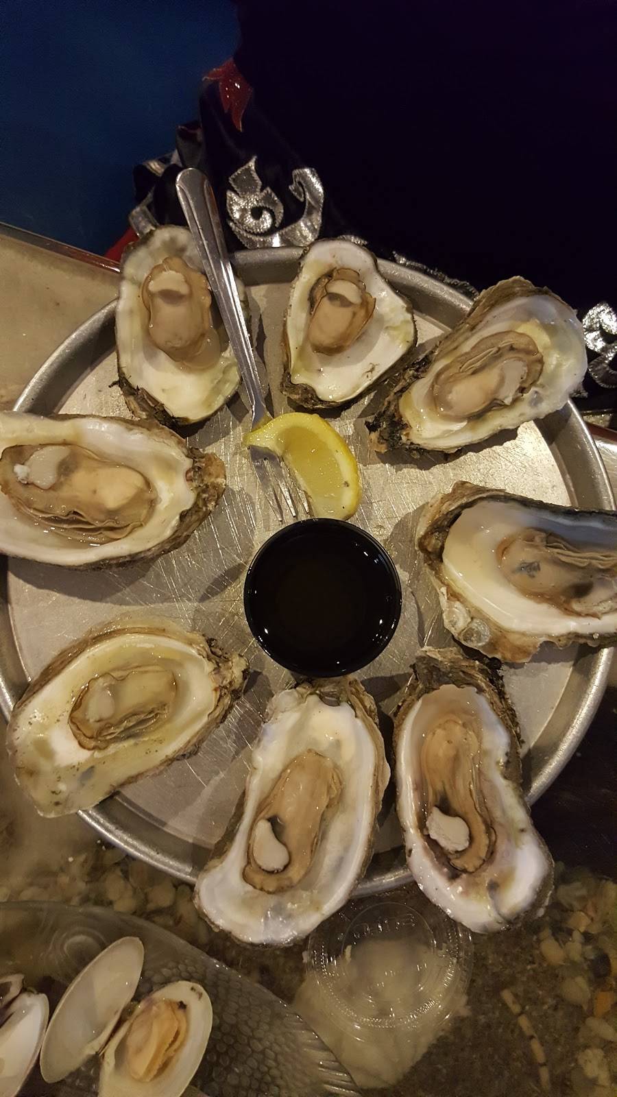 Blackbeards Inn | restaurant | 701 N Dixie Fwy, New Smyrna Beach, FL 32168, USA | 3864270414 OR +1 386-427-0414