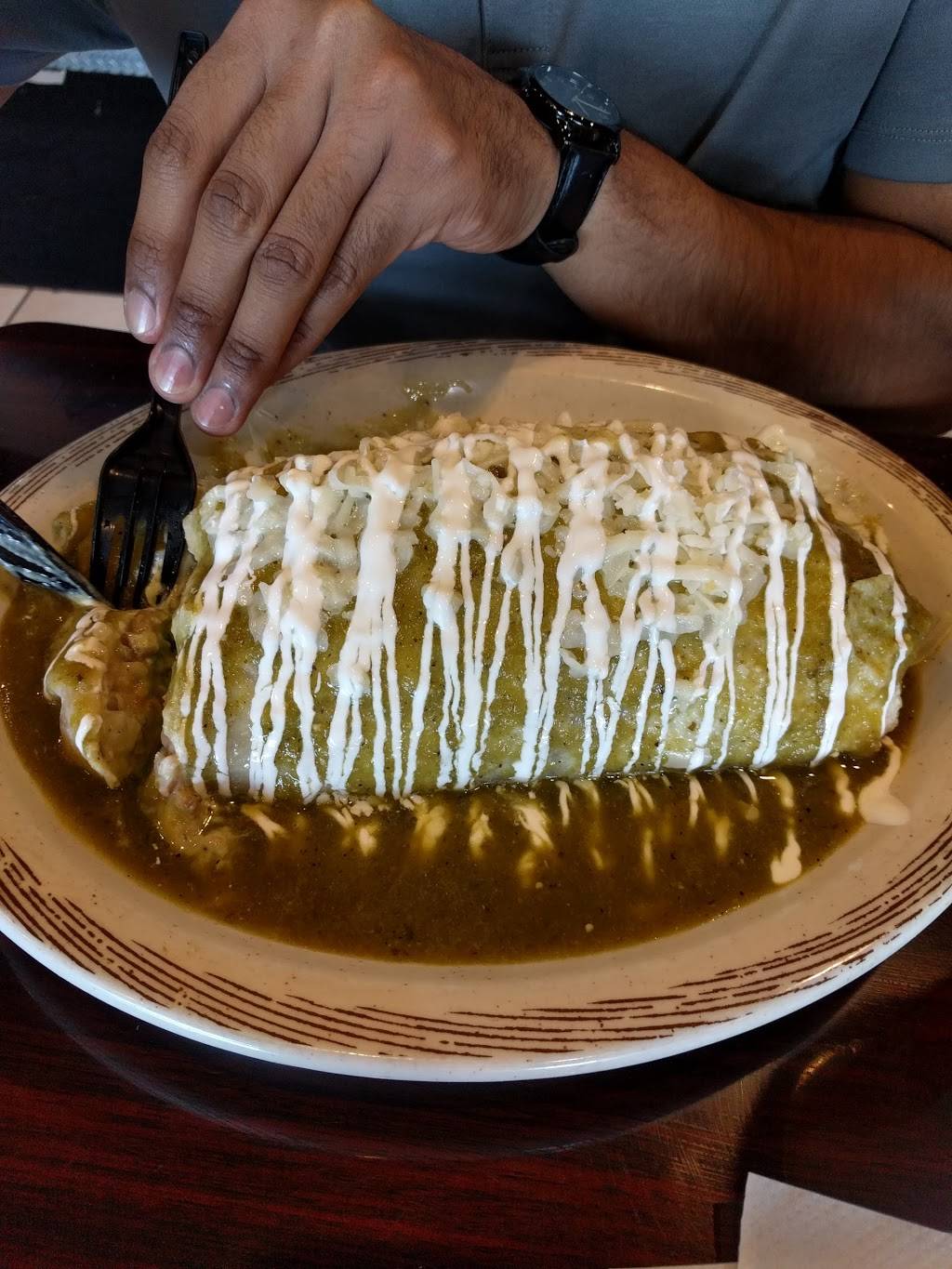 Tom’s Tailgate | restaurant | 15831 Imperial Hwy, La Mirada, CA 90638, USA | 5629477733 OR +1 562-947-7733