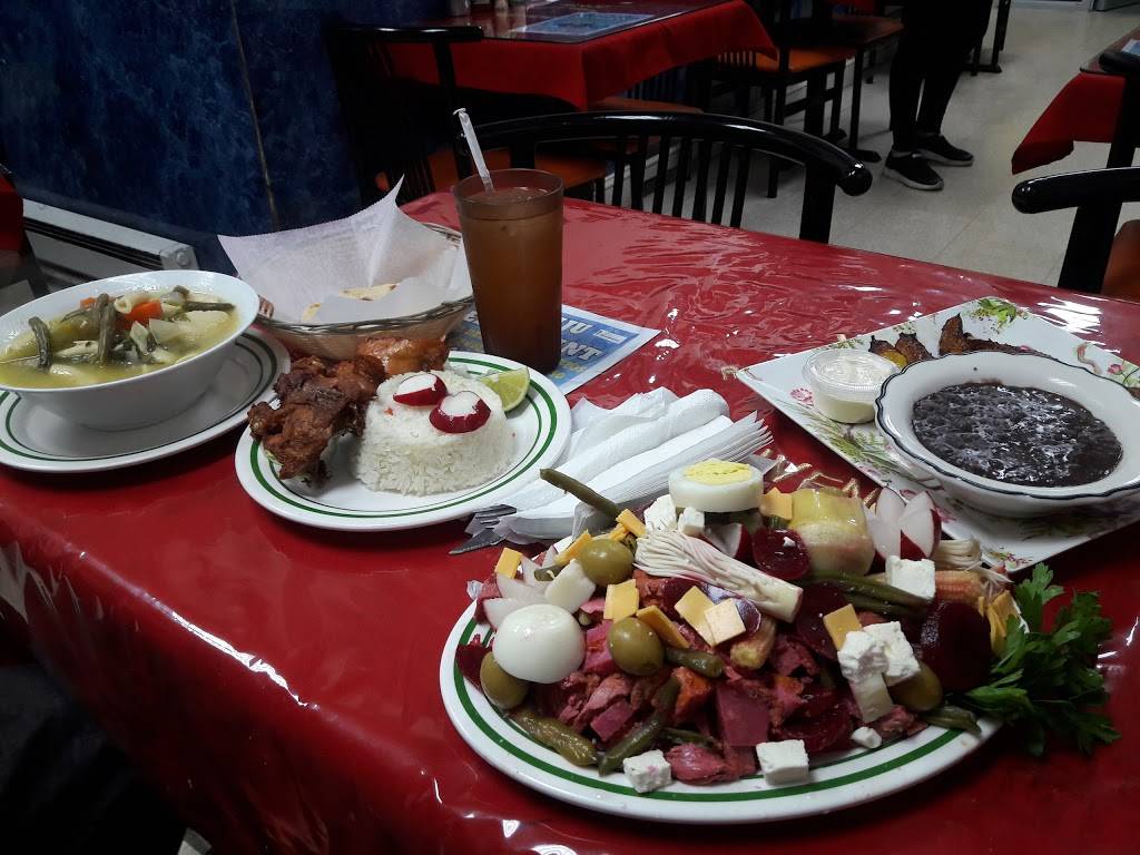 Xelaju | restaurant | 88-30 Parsons Blvd, Jamaica, NY 11432, USA | 7186573366 OR +1 718-657-3366