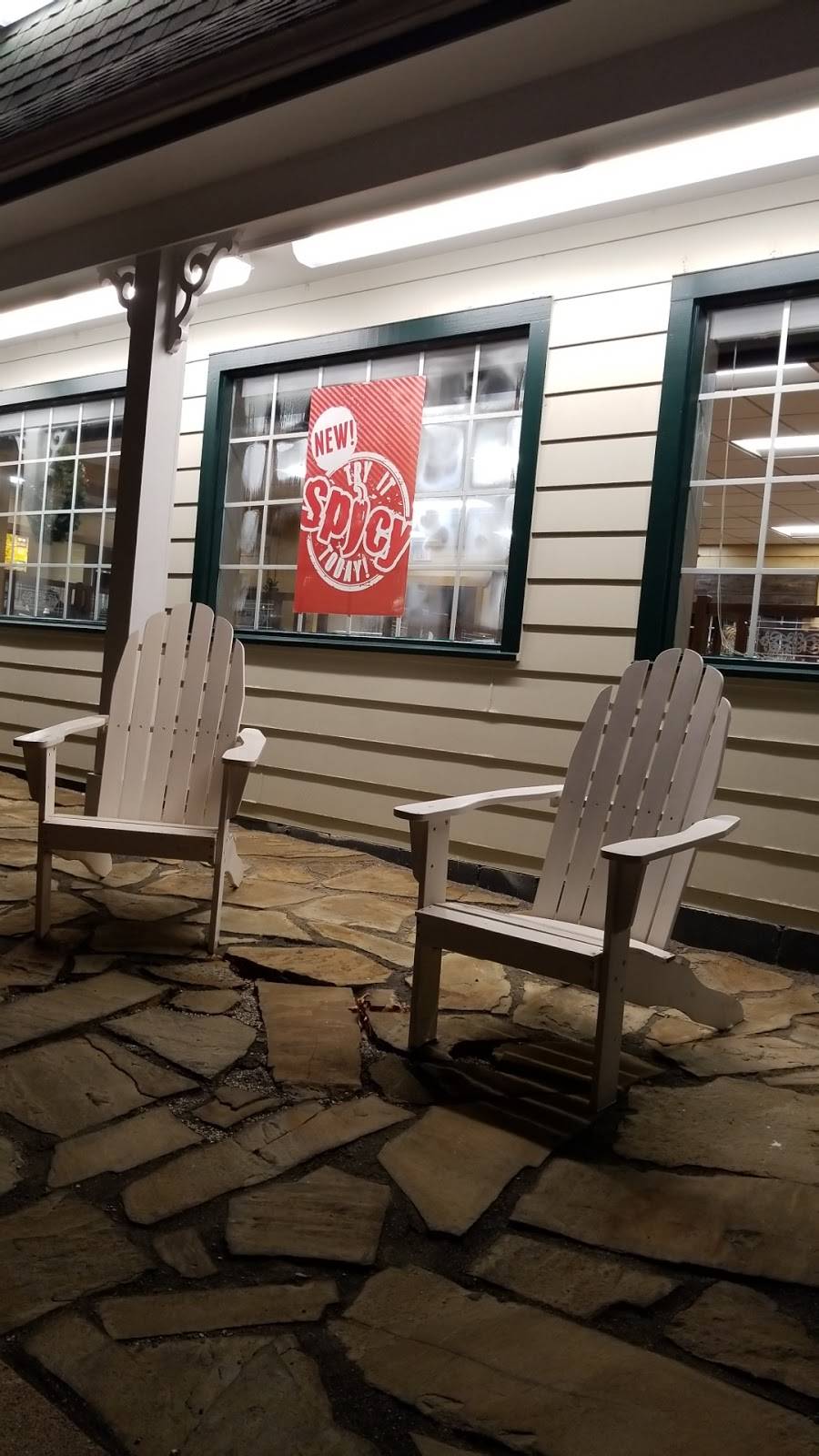 Lees Famous Recipe Chicken | restaurant | 1550 Missouri Blvd, Jefferson City, MO 65109, USA | 5736351603 OR +1 573-635-1603