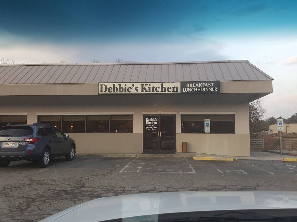 Debbies Kitchen | restaurant | 13155 Mountain Rd, Glen Allen, VA 23059, USA | 8047522432 OR +1 804-752-2432