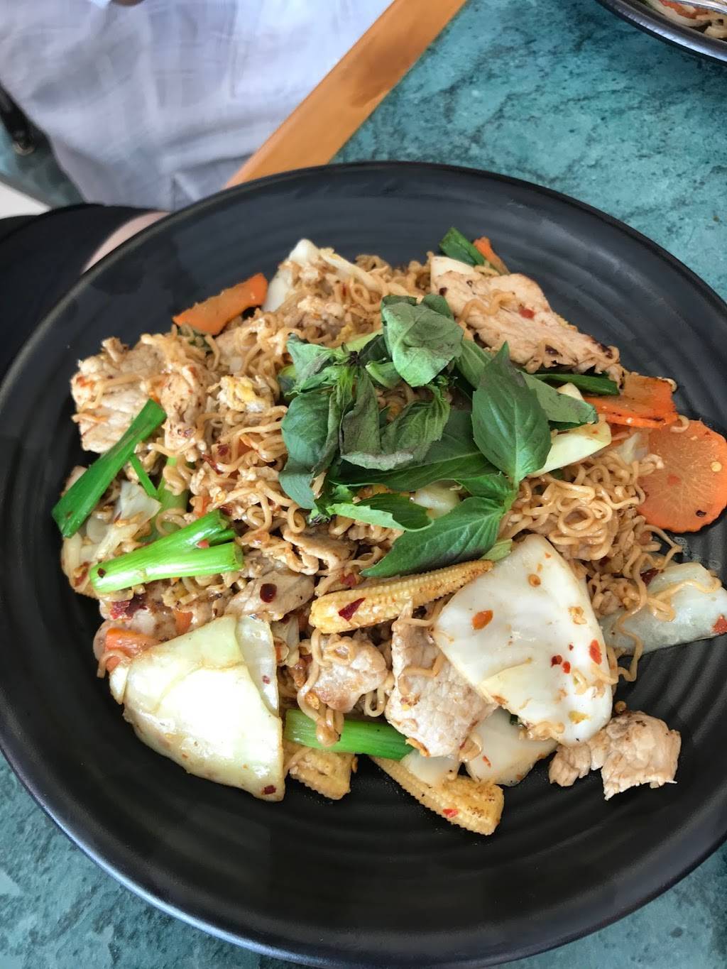 Asian Corner | restaurant | 204 Meramec Valley Plaza, Valley Park, MO 63088, USA | 6368259424 OR +1 636-825-9424