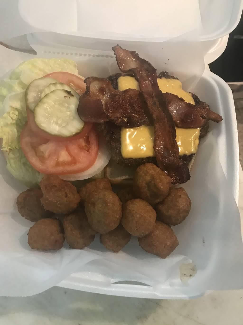 AJs Diner | restaurant | 712 River Rd, Washington, NC 27889, USA | 2526231764 OR +1 252-623-1764