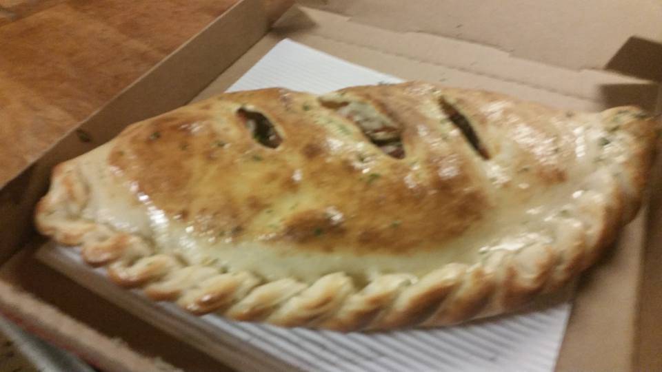 Cataldos Pizza on Niles | restaurant | 6111 Niles St, Bakersfield, CA 93306, USA | 6617421587 OR +1 661-742-1587