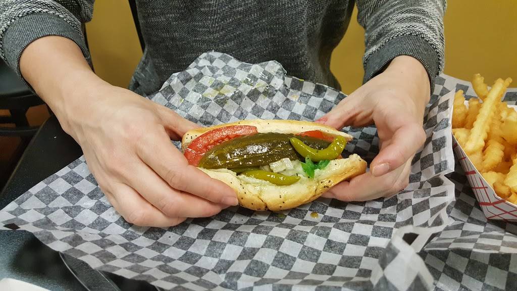 Campiones Taste of Chicago | restaurant | 179 Hancock St #208, Gallatin, TN 37066, USA | 6152066965 OR +1 615-206-6965