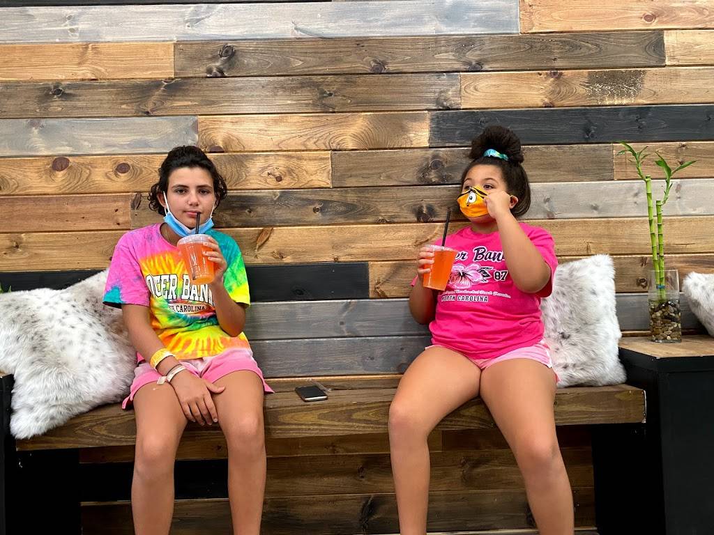 Evoke 215 | restaurant | 1358 E Lycoming St, Philadelphia, PA 19124, USA | 2672376065 OR +1 267-237-6065