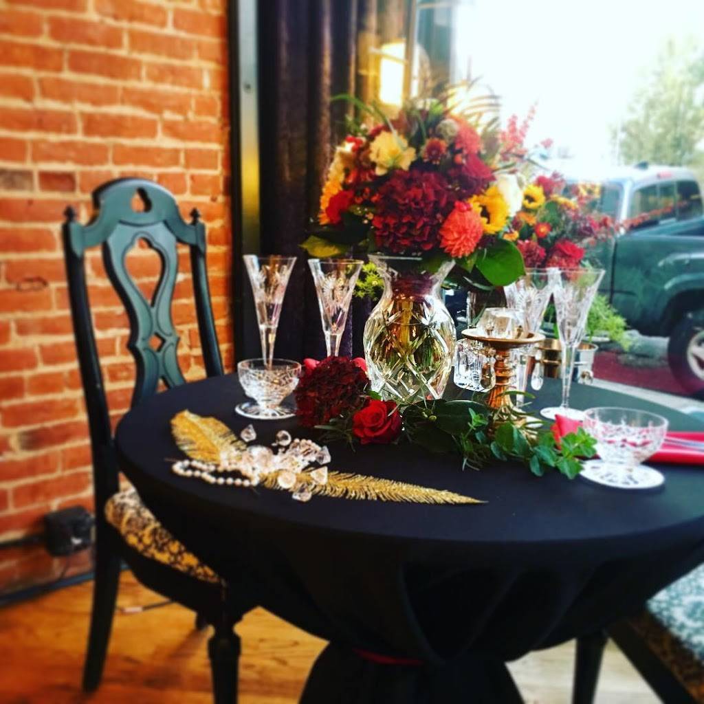 Sweet Red Bistro | restaurant | 208 W 1st Ave, Albany, OR 97321, USA | 5417040510 OR +1 541-704-0510