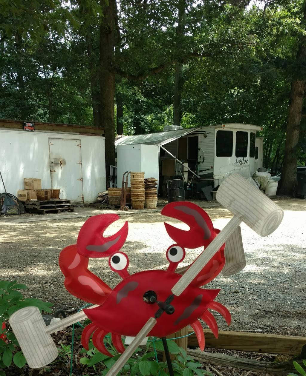 Billys Crabs | restaurant | 1605 McGinnes Rd, Chestertown, MD 21620, USA | 4107783511 OR +1 410-778-3511