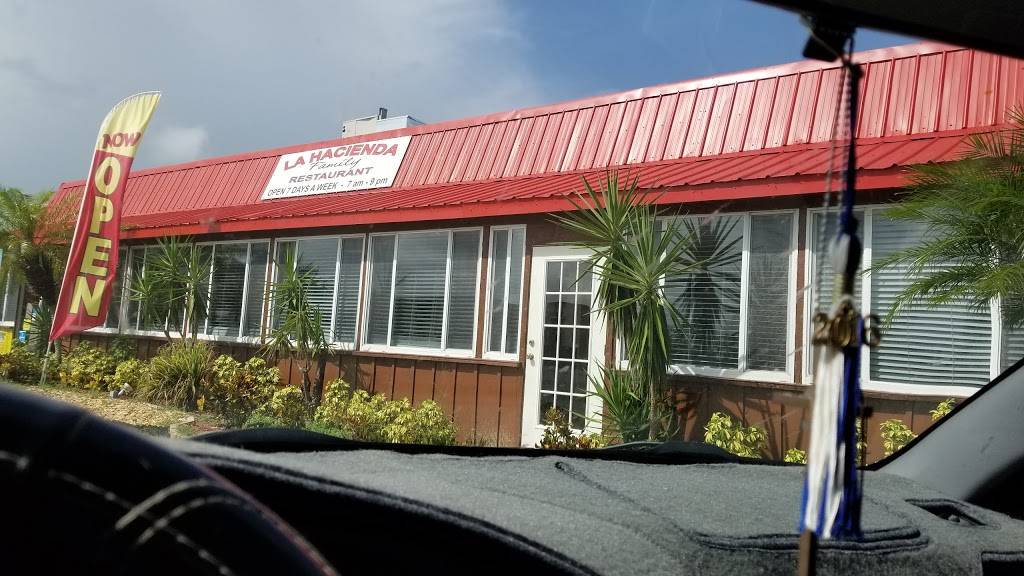 La Hacienda Mexican Restaurant | restaurant | 825 N Ridgewood Dr, Sebring, FL 33870, USA | 8633822555 OR +1 863-382-2555